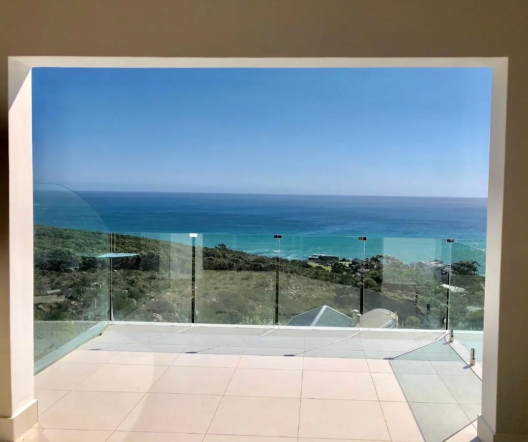 Camps Bay Blue Self-Catering Studios Città del Capo 0*,