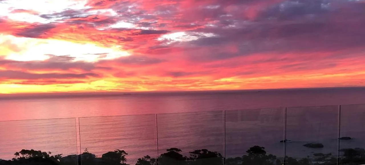 Camps Bay Blue Self-Catering Studios Cape Town Apartment