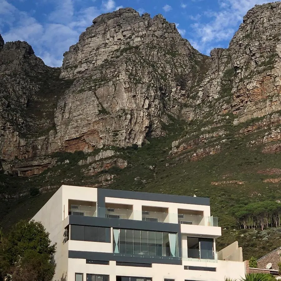 Camps Bay Blue Self-Catering Studios Cape Town