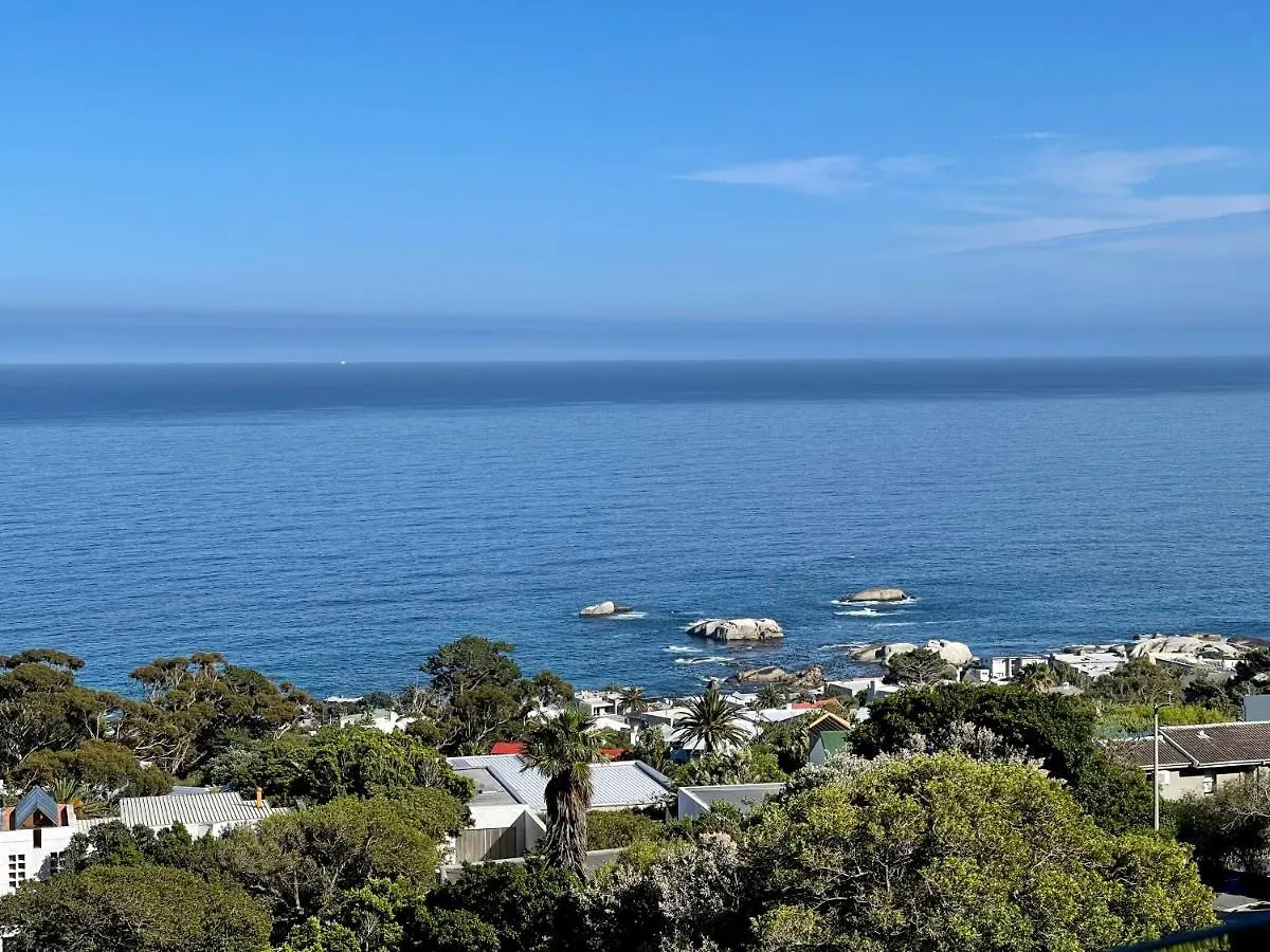 Apartment Camps Bay Blue Self-Catering Studios Cape Town