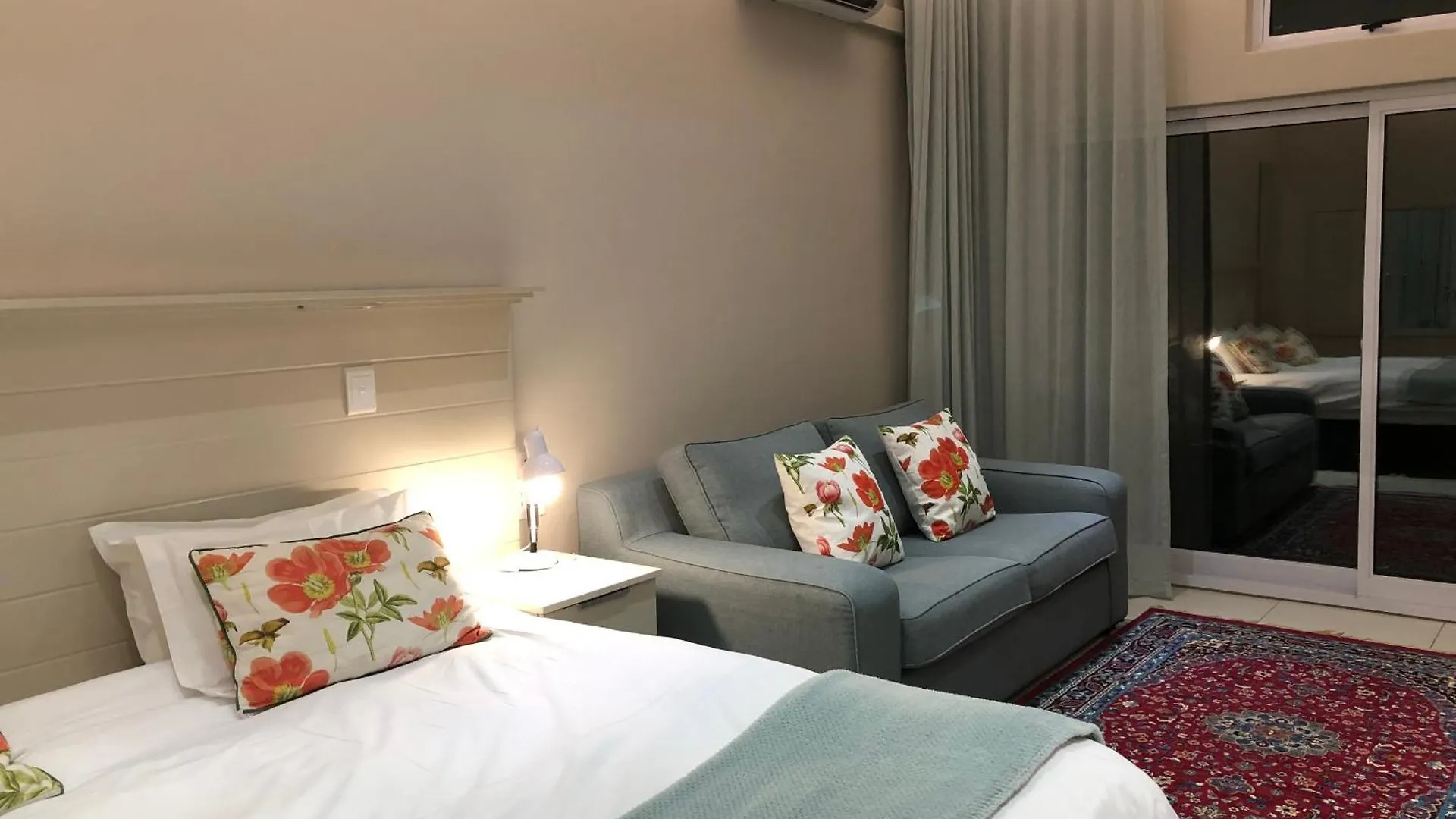 Camps Bay Blue Self-Catering Studios Cape Town South Africa
