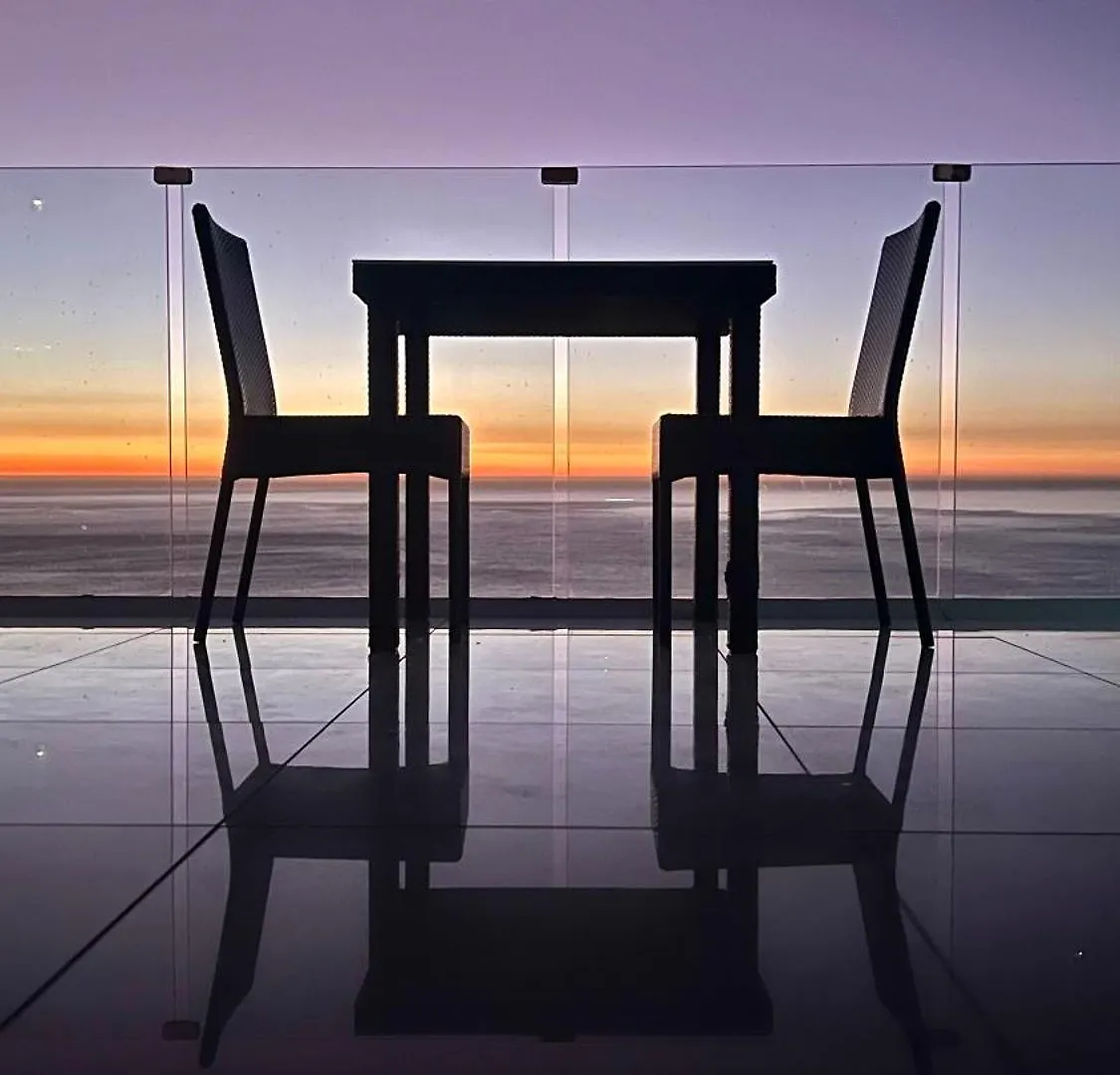 Apartment Camps Bay Blue Self-Catering Studios Cape Town South Africa