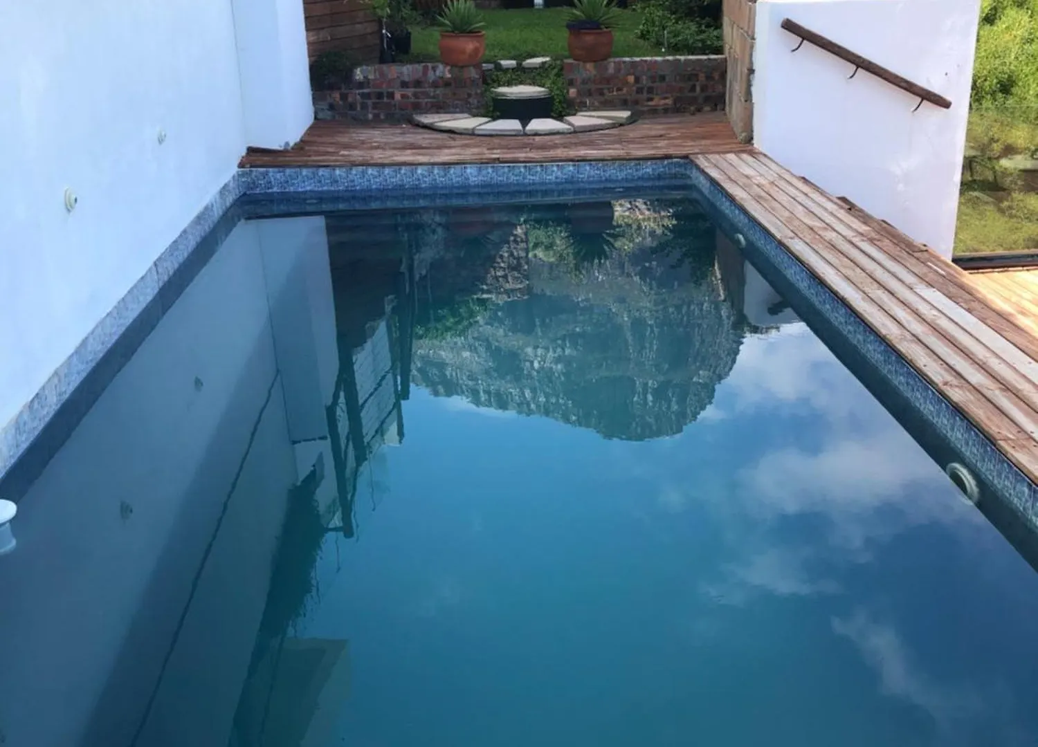 Apartment Camps Bay Blue Self-Catering Studios Cape Town